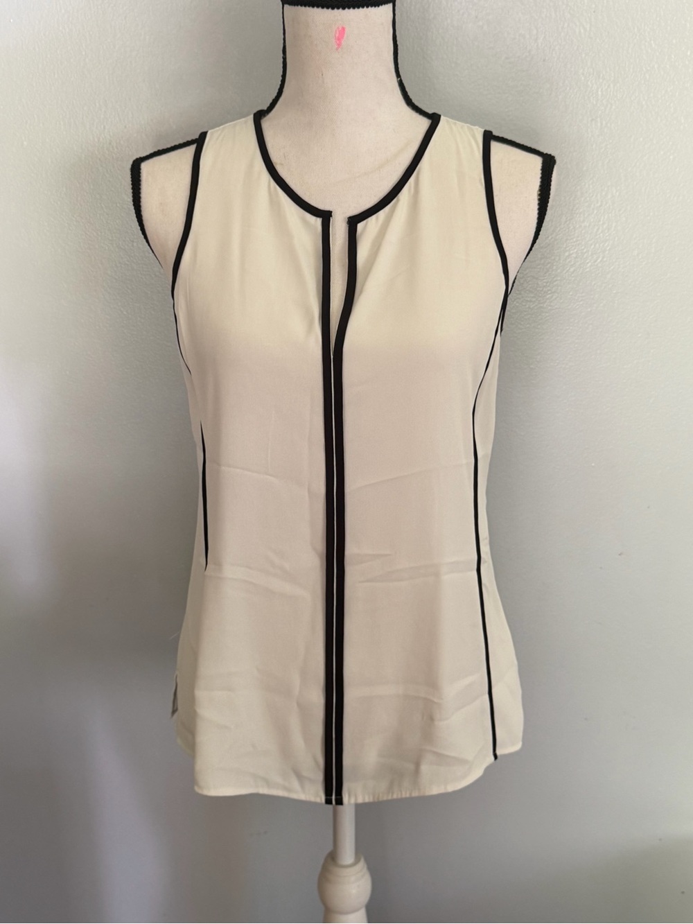 White House Black Market Ivory Sleeveless Top with Black Trim